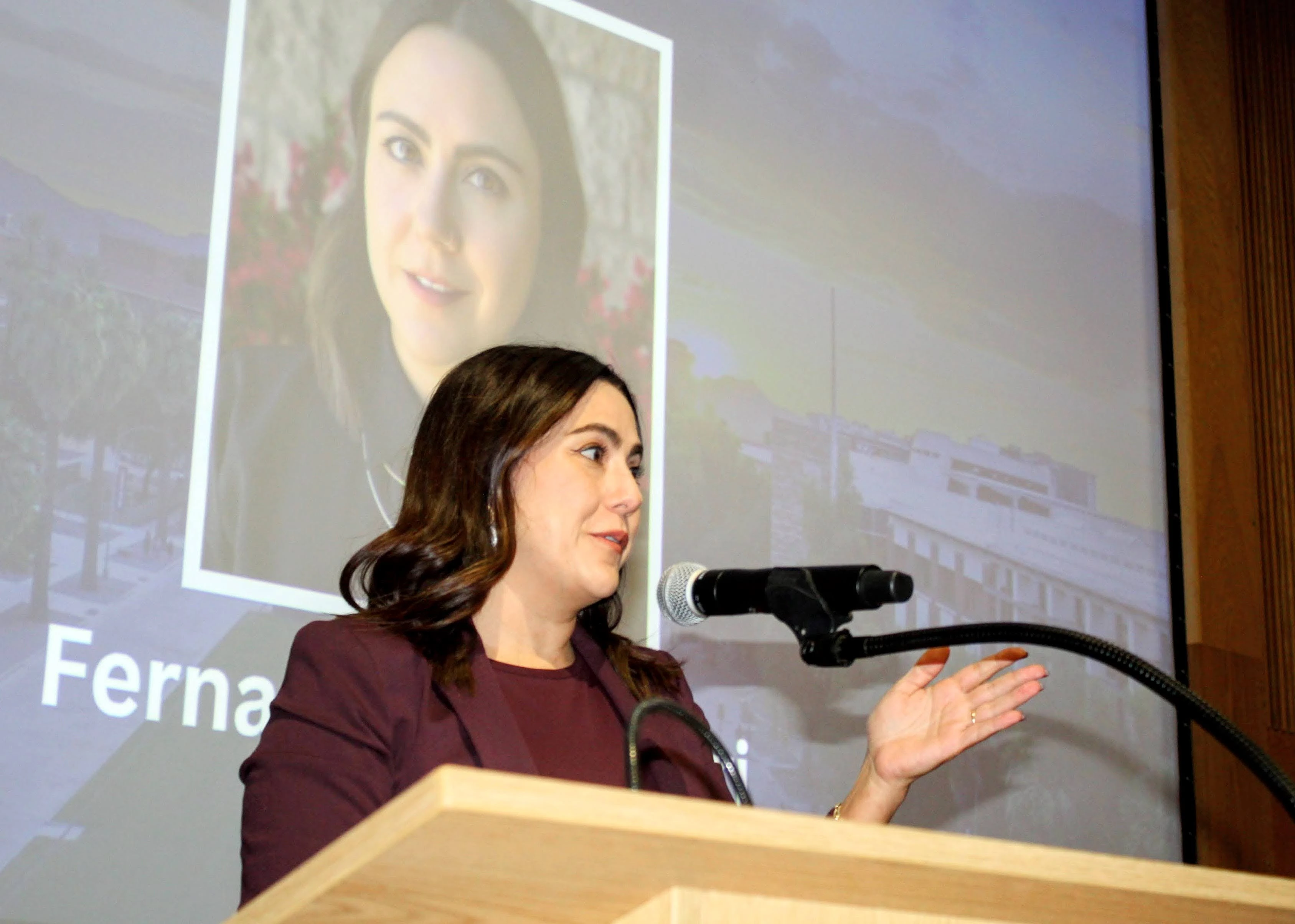 Inductee gives acceptance remarks at podium