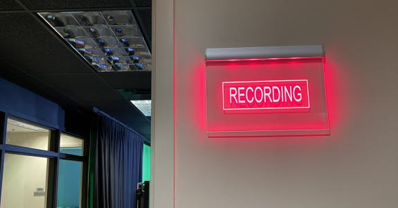 Studio recording sign 